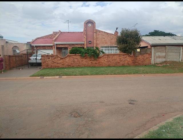 3 BEDROOM HOUSE FOR SALE IN ELDORADO PARK